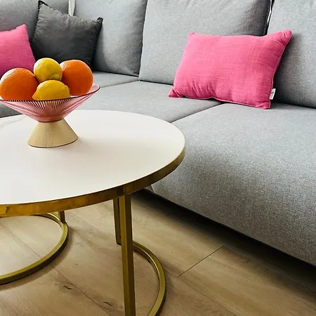Plac Zbawiciela Apartment Warsaw