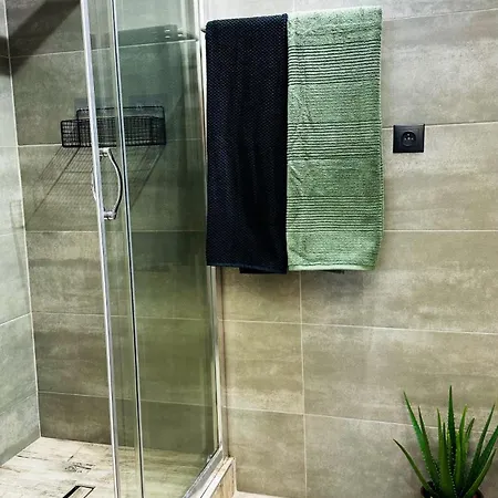 普拉克扎威希拉公寓